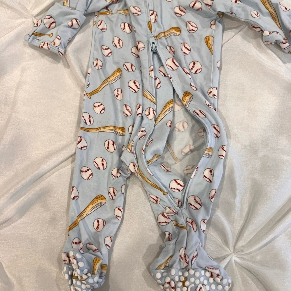 SWEET BAMBOO Baseball Print Kids One Piece SIZE NB - Picture 4 of 7